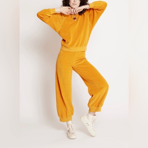 Suzie kondi high waist harem pants in velour mustard - Picture 2 of 16